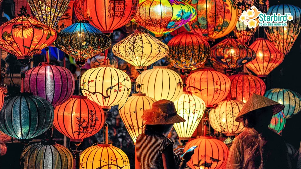 Đèn lồng - Trang trí nhà đón tết Miền Trung