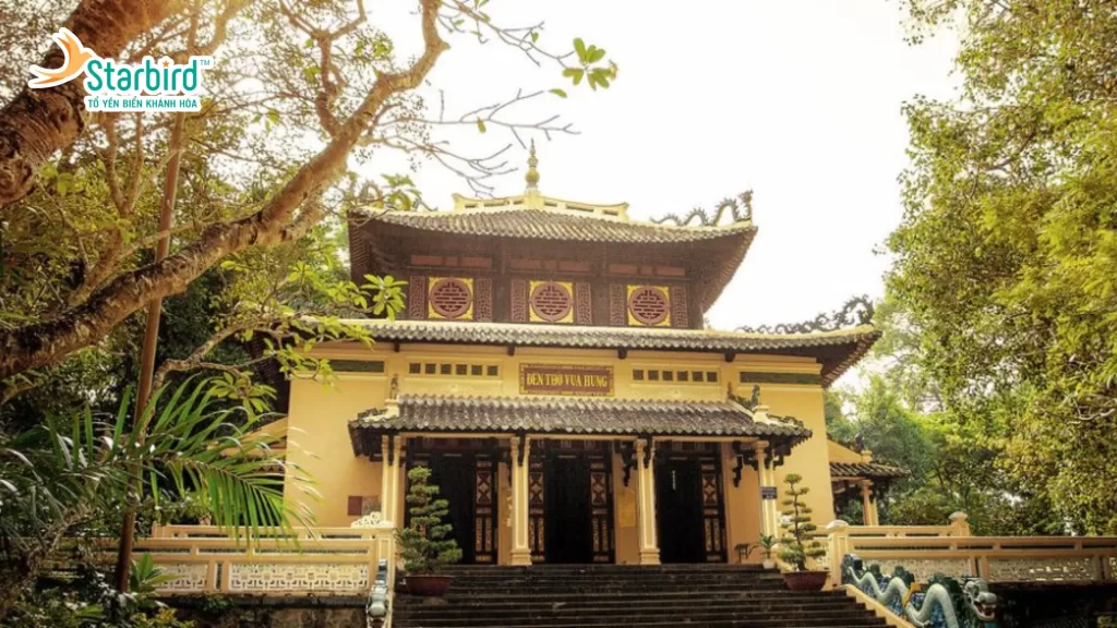 Đền thờ Vua Hùng - Lịch nghỉ lễ Giỗ Tổ Hùng Vương